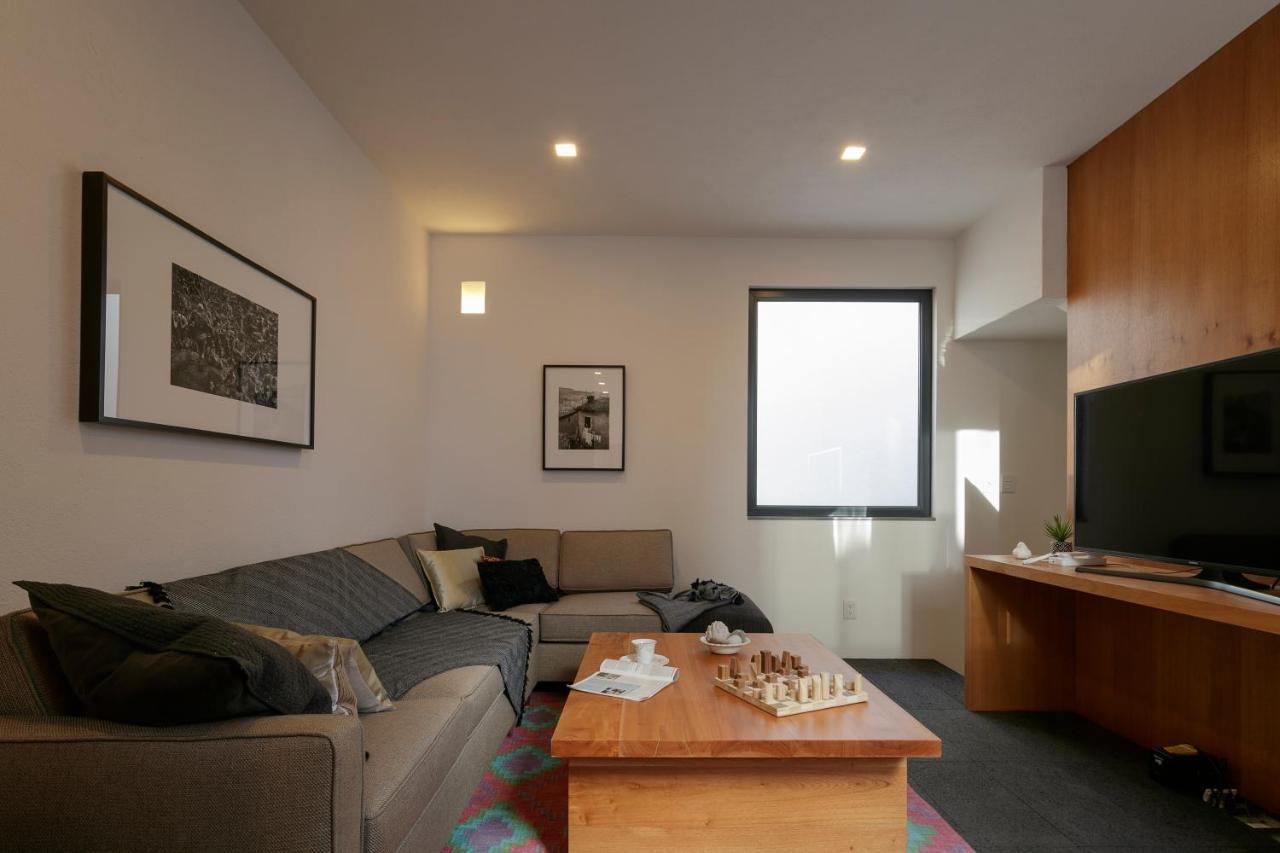Suites Everness Guadalajara Exteriér fotografie
